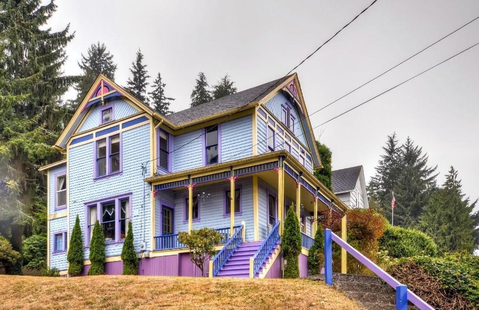 Astoria Painted Lady Historic Apt With River View! Luaran gambar